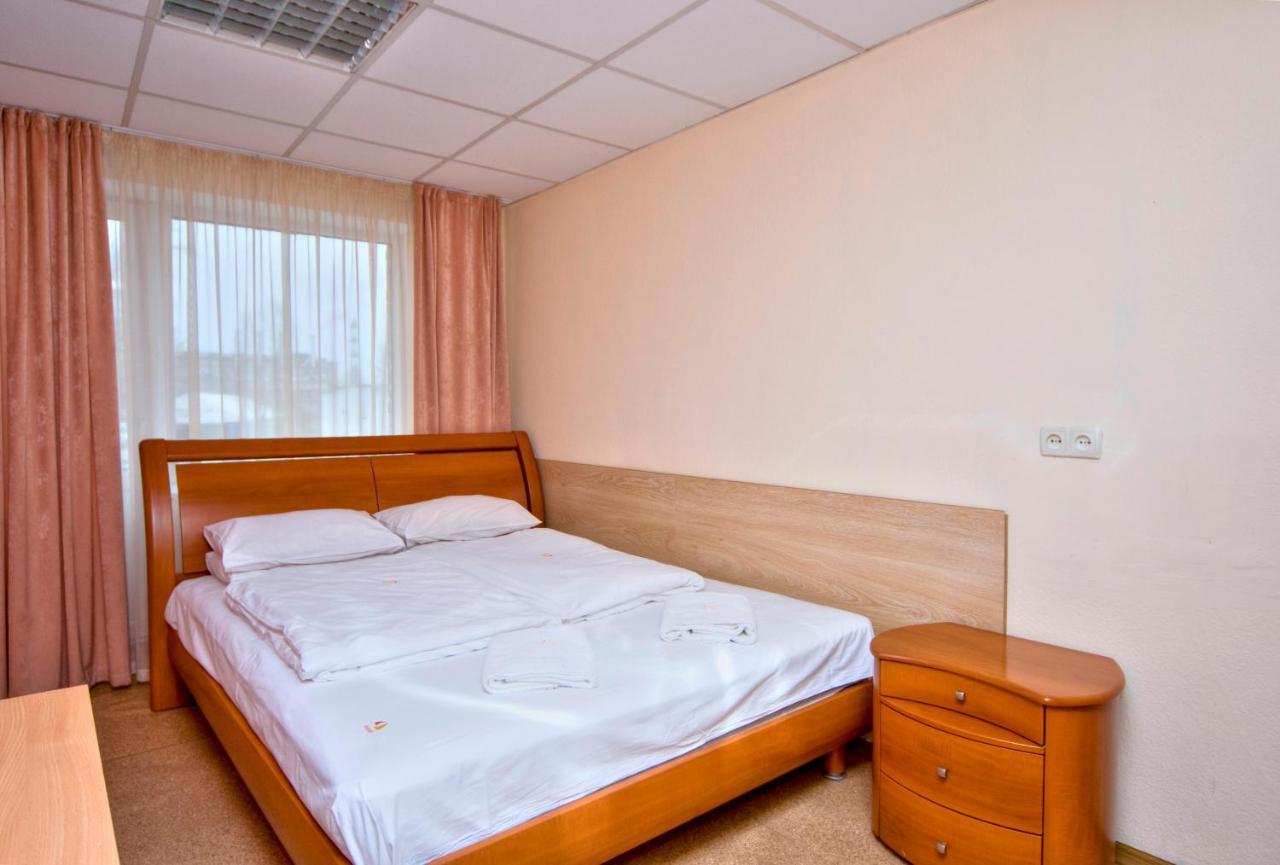 Hostel Podolski Plus Kyjev Exteriér fotografie