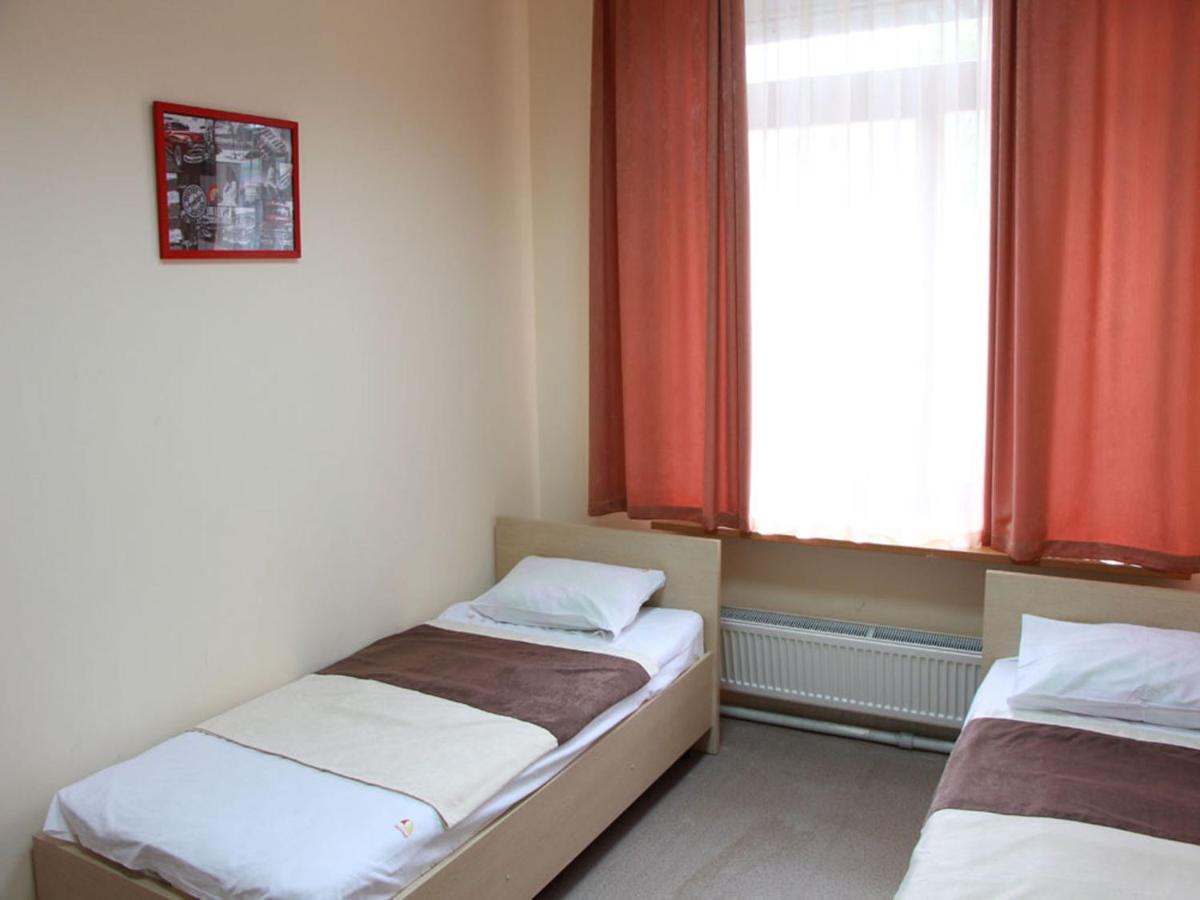 Hostel Podolski Plus Kyjev Exteriér fotografie
