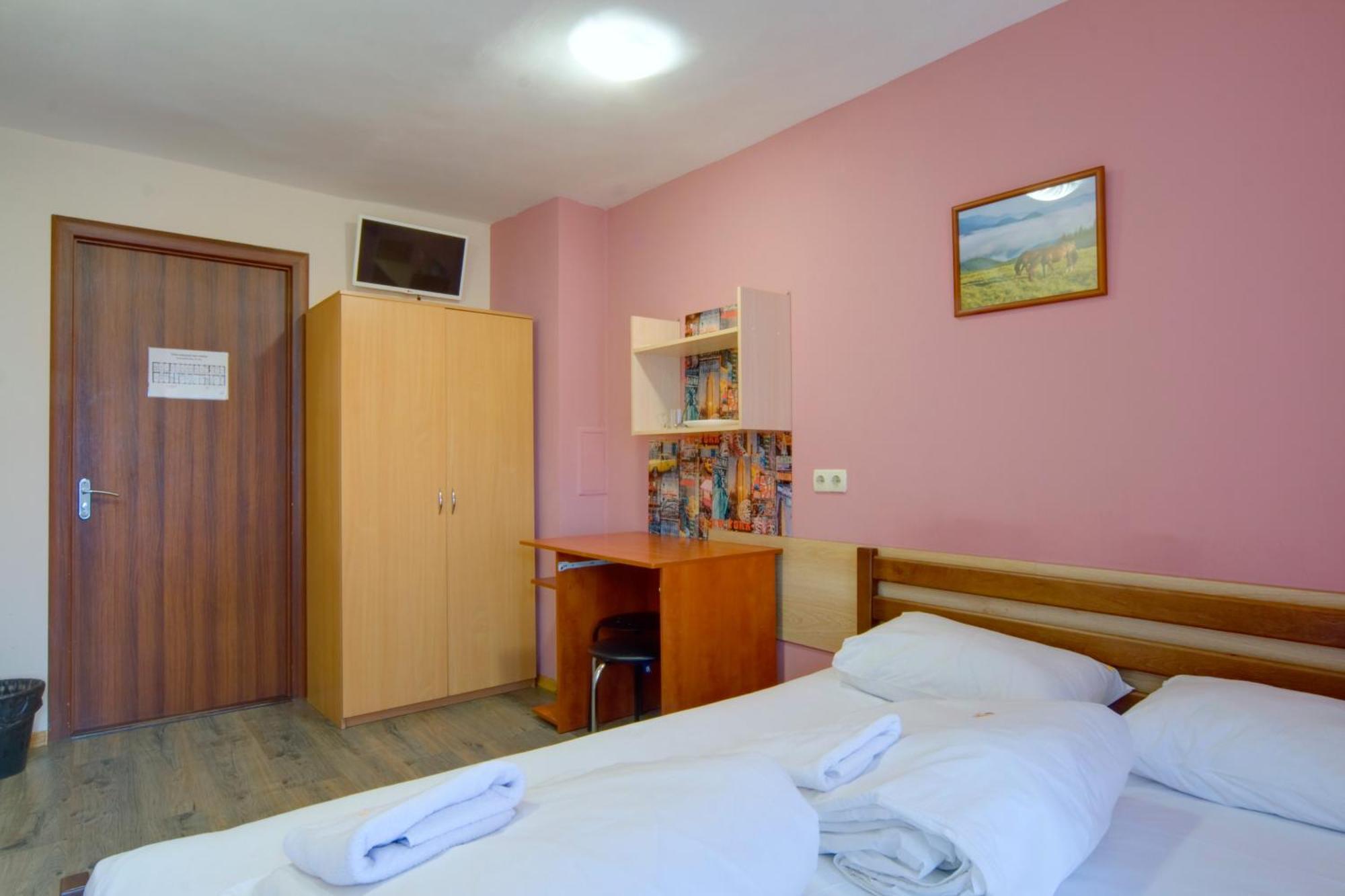 Hostel Podolski Plus Kyjev Exteriér fotografie